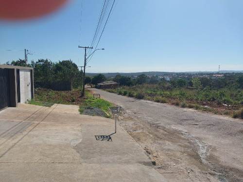 LOTE - MANSÕES AGUAS QUENTES-ASFALTO-LOCAL PLENO DESENVOLVIMENTO-PROX. LAVANDERIA DI ROMA