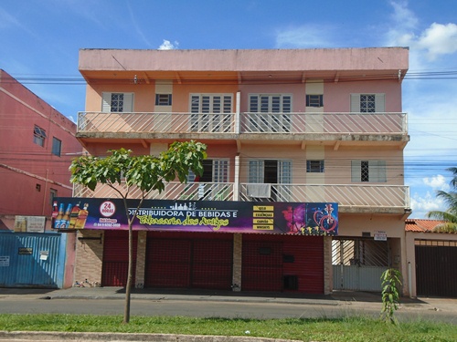 APARTAMENTO-DOIS QUARTOS--ESTACIONAMENTO-PARQUE REAL