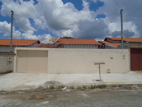 CASA BAIRRO PARQUE REAL-LOTE 320,25 - 3/4(2 SUITES) R$140.000,00
